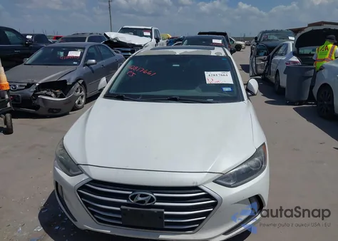 2017 Hyundai Elantra Se/Value/Limited z USA, uszkodzony, nr VIN 5NPD84LF3HH212035
